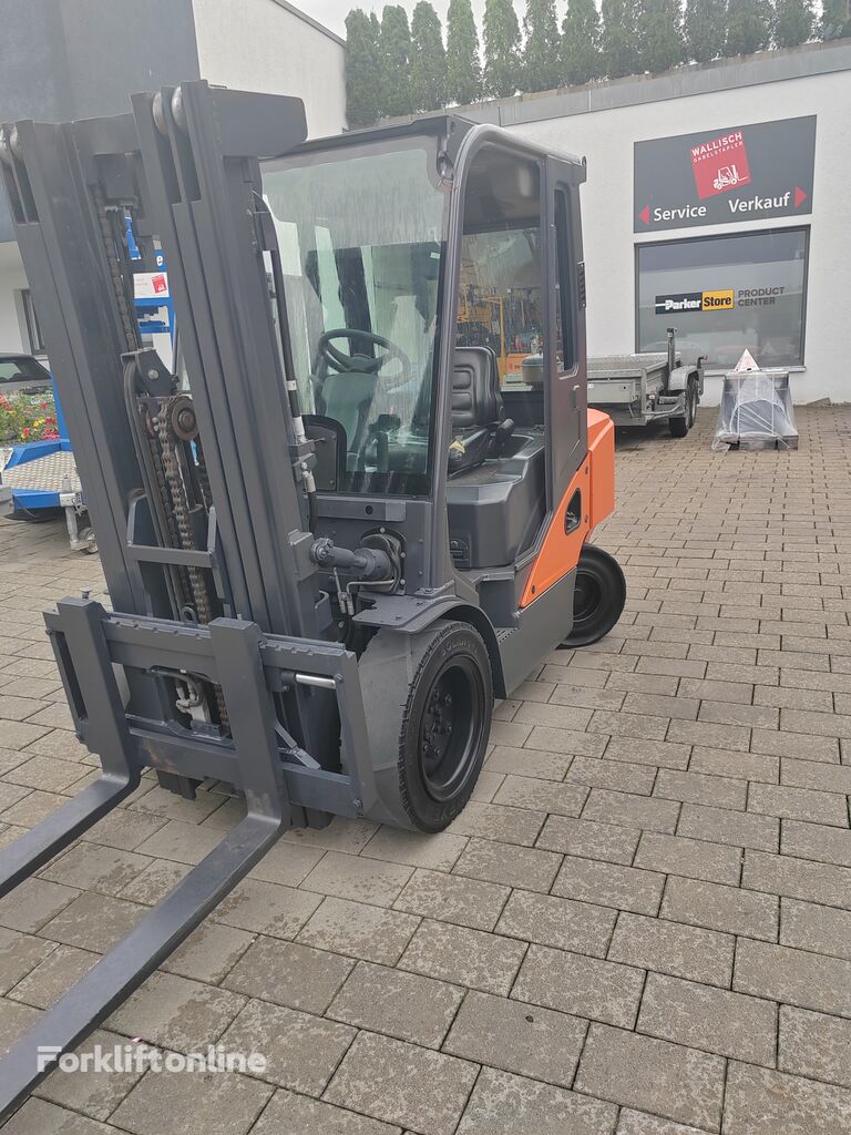 dieselový vysokozdvižný vozík Doosan D35C-7